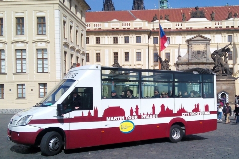 Tour de 3 horas por el castillo de Praga y los interiores