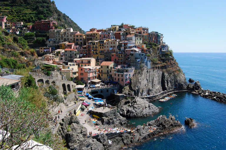 De Florença: Viagem de 1 dia a Cinque Terre de ônibusApenas transferência - italiano