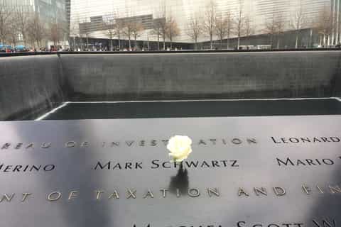 new york 9/11 memorial museum freiheitsstatue per boot