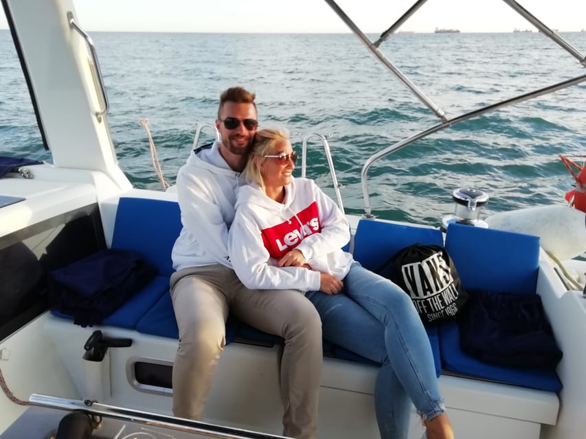 Barcelona: 2-Hour Sailing Experience with Refreshments