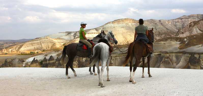 Göreme: experiência de passeios a cavalo na Capadócia
