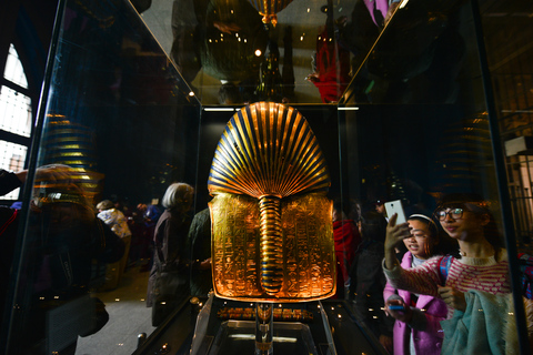 Le Caire : visite guidée des pyramides, du bazar et du muséeVisite partagée sans frais d'entrée