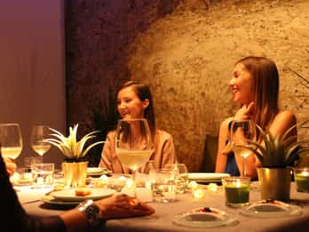 Valencia: Tur i gamlebyen, vin og tapas i et monument fra det 11. århundre