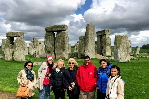Från Oxford: Tur i liten grupp till Stonehenge och Bath