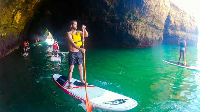 albufeira standup paddle boarding at praia da coelha