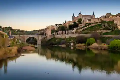 Toledo: Rundvandring i tre kulturer på spanska