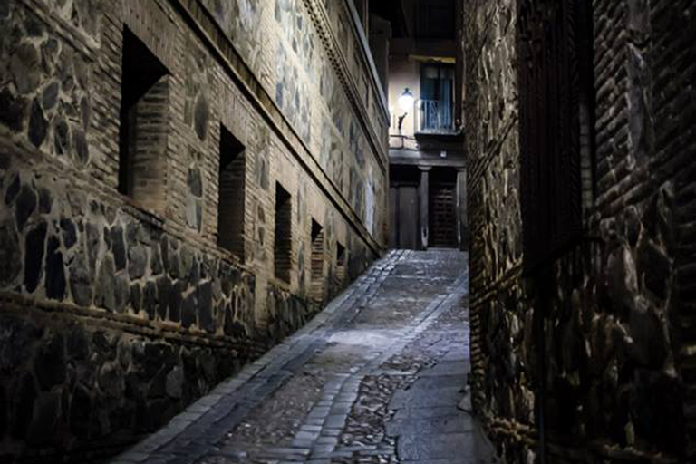 Toledo: Mysteries and Secrets Tour in SpanishStandard Option