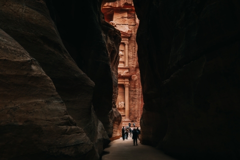 Amman: Petra, Wadi Rum, and Dead Sea 2-Day Tour