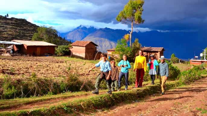 desde cusco tour comunitario de 2 días durante la noche misminay