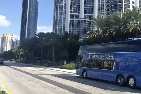 Miami & Key West: One-Way Transfer by Motor Coach Bus
