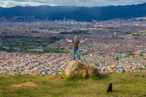 Bogotá: El Paraíso Favela Tour with Cable Car