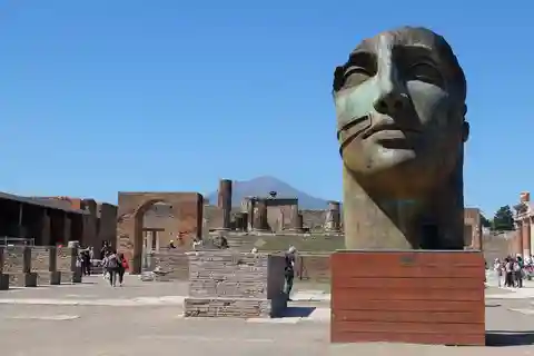 Sorrento: Pompeji-tur med guide, billet og frokost inkluderet