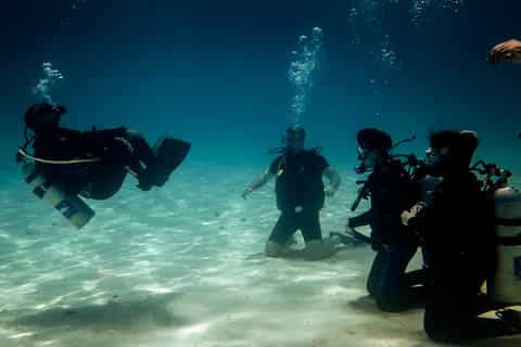 Hurghada: 3-Day PADI Open Water Diving Course with Pickup