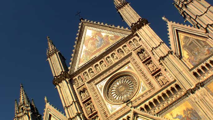 orvieto and civita di bagnoregio day trip from rome hotels
