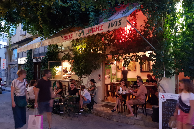 Atenas: Tour noturno de bicicleta elétrica