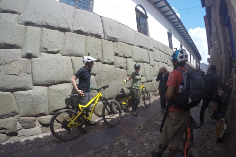 Cusco: recorrido turístico y cultural en bicicleta