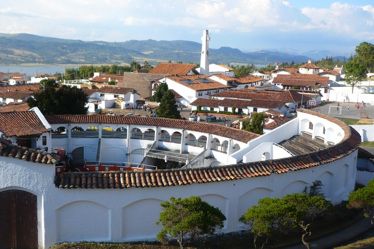 Bogota: Zipaquira, Salt Cathedral & Lake Guatavita TourBogota: Odwiedź tylko katedrę solną
