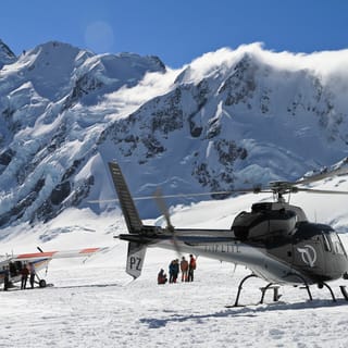 Mount Cook: Ski Plane and Helicopter Alpine Combo Flight