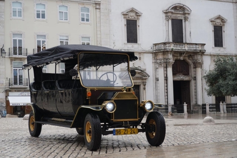 Lisboa: réplica histórica del tour de autos antiguosTour con recogida en el hotel