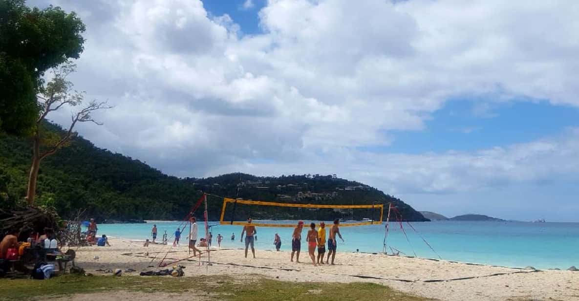 セントジョン島とトランクベイビーチツアー GetYourGuide