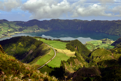 Die Insel São Miguel: Ganztägige Sete Cidades TourDie Insel São Miguel: Ganztägige Tour an der Westküste