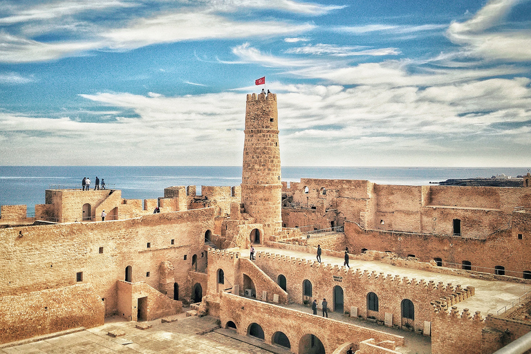 Van Tunis: Full-Day El Jem en Monastir Tour