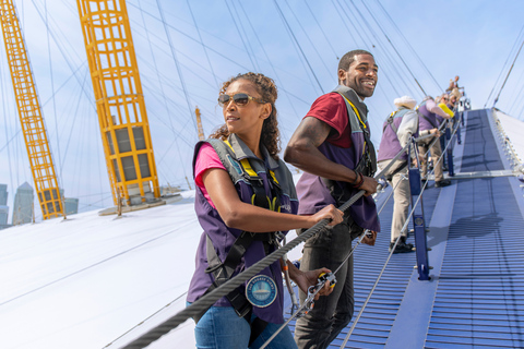 Londra: Esperienza di arrampicata sul tetto della O2 ArenaSalita al crepuscolo