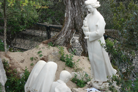 De Lisbonne: visite privée de Fatima, Batalha, Nazare et ObidosVisite privée de Fatima, Batalha, Nazare et Obidos au départ de Lisbonne