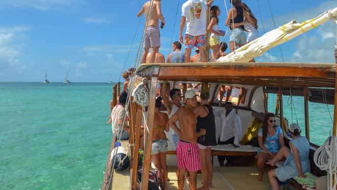 sirene dor boat cruise to ile aux cerfs with lunch