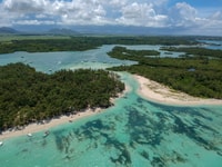 Sirene d'or Boat Cruise to Ile aux Cerfs with Lunch - Housity