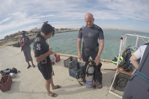 Hurghada: PADI Open Water Tauchkurs mit Abholung - 3 Tage3-tägiger PADI-Tauchkurs mit Transport ab el-Guna