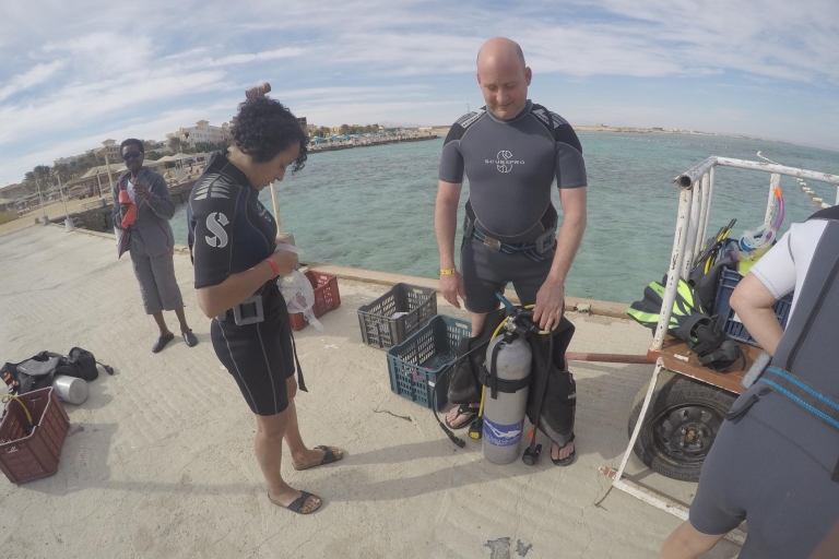Hurghada: cours de plongée PADI Open Water de 3 jours avec prise en chargeCours de plongée PADI de 3 jours avec ramassage depuis la baie de Soma