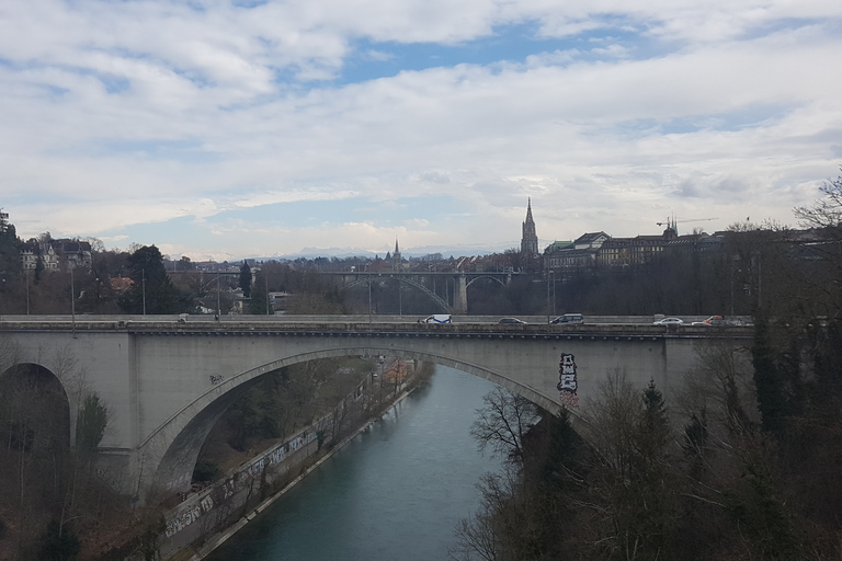 Bern: Private Tour durch die HauptstadtBern: 4-stündiger Stadtrundgang mit privatem Guide