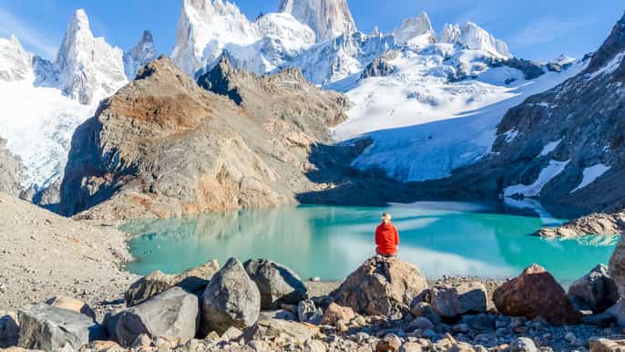 from el calafate fullday el chaltén sailing and hike tour