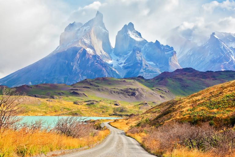 From El Calafate: Torres del Paine Full Day Tour From El Calafate: Torres del Paine Full Day - Shared Tour