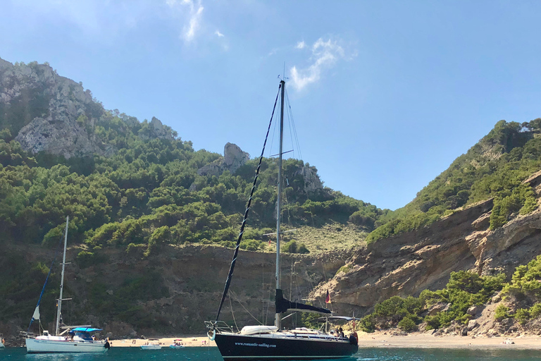 Alcúdia: Romantischer Segeltörn mit Abendessen für 2