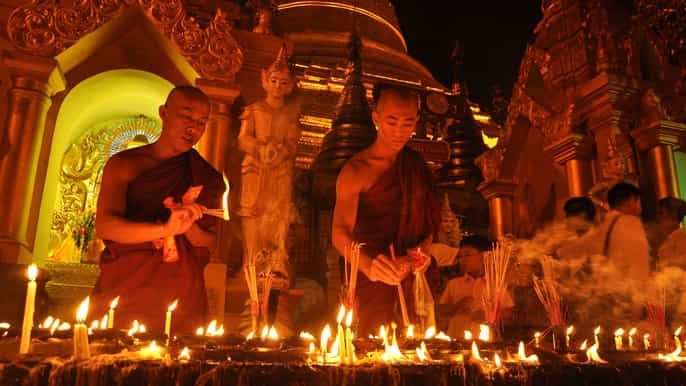 beautiful private day tour in yangon