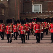 The Changing of the Guard: What You Need to Know Before You Go (Including  Times, Locations + Tips) — London x London