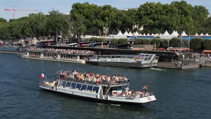 eiffel tower versailles arc de triomphe seine cruise