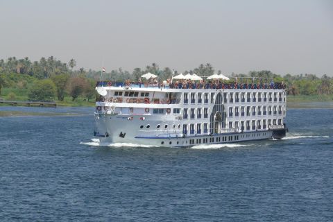 From Aswan: 3-Night 4-Day Nile Cruise with Hot Air Balloon