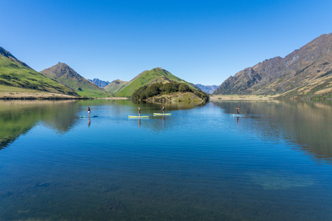 Queenstown: Experiencia en Kayak o SUP en el Lago MokeViaje en coche de Queenstown a Moke Lake