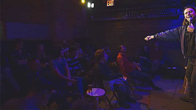 ciudad de nueva york espectáculo de comedia de 15 horas el sábado por la noche