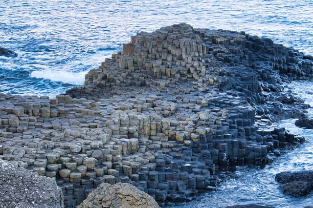 Belfast e Giant&#039;s Causeway: tour di 2 giorni in treno da Dublino