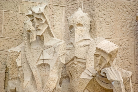 Barcelona: Sagrada Familia Tour z opcjami językowymiWycieczka po chińsku