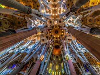 Barcelona: Sagrada Família Tour mit Sprachoptionen Barcelona: Sagrada Família Tour mit Sprachoptionen