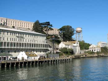 Ab San Francisco: Alcatraz-Besuch & Weinland-Tour Ab San Francisco: Alcatraz-Besuch & Weinland-Tour