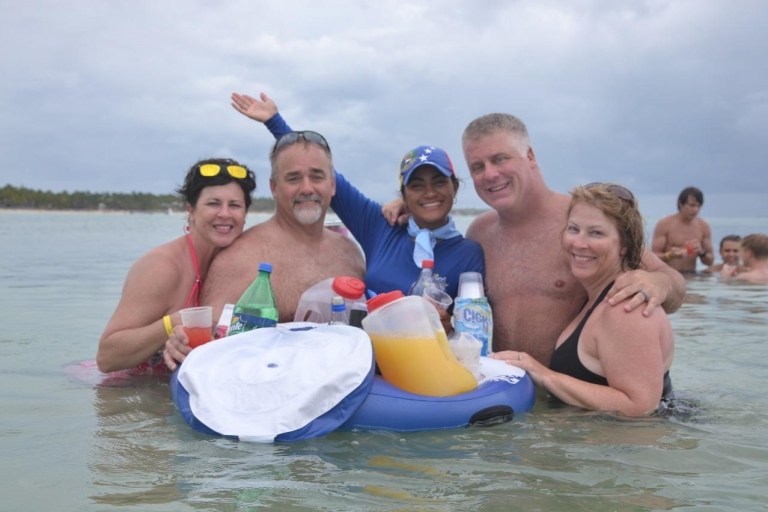 Punta Cana: Partyboot mit Schnorcheln bei SonnenuntergangKaribisches Partyboot mit Schnorcheln & Naturpool (Español)
