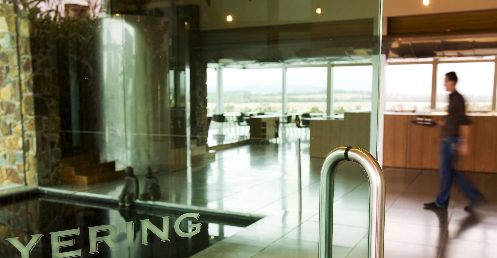 From Melbourne: Yarra Valley Wildlife & Wine Day Tour photo 4