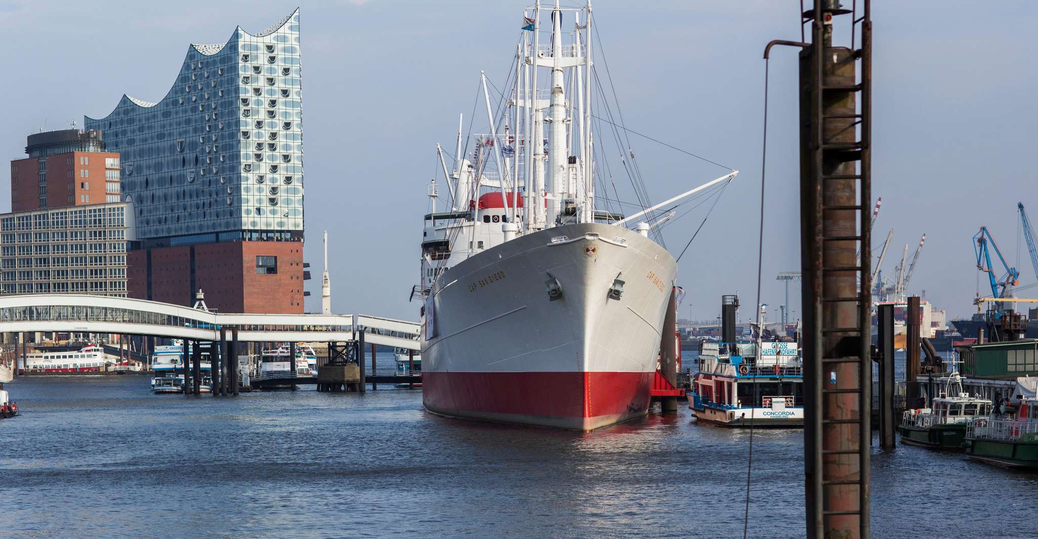 Hamburg: Entrance to the Museum Ship Cap San Diego