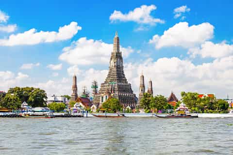 Bangkok: Historical Temples Tour & Rooftop Bar at Sunset